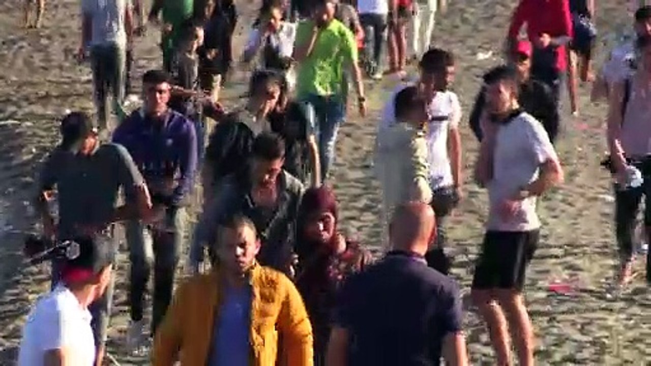 Lässt Marokko bewusst 5.000 Menschen durch -  in die spanische Exklave Ceuta?