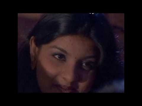 সেরা টিভি নায়িকা বিপাশা হায়াত আর সেরা সেরা টিভি নায়ক জাহিদ হাসান।