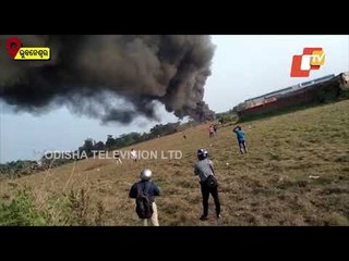 Huge Fire Erupts From A Shop In Pandara, Bhubaneswar