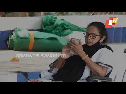 West Bengal CM Mamata Sits On Dharna Against EC's Campaign Ban, Paints In Silent Protest