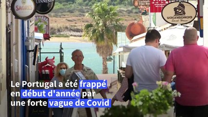 Portugal: les touristes britanniques retrouvent le soleil de l'Algarve