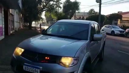 Carro de luxo apreendido na Operação Solis é encaminhado à Delegacia da Polícia Federal