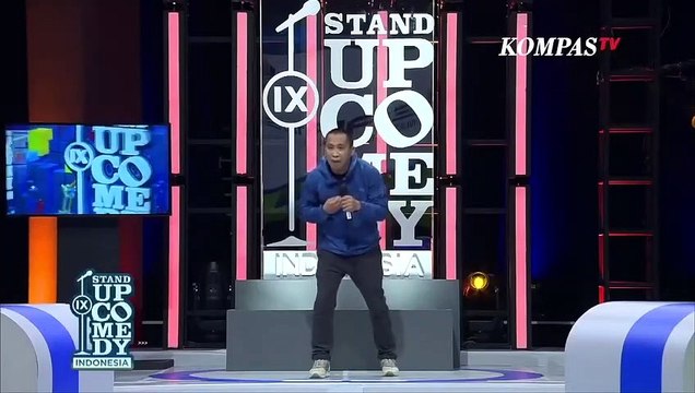 Kegiatan Rio Dumatubun sebelum Perform Stand Up di Atas Panggung - DIARY SUCI IX