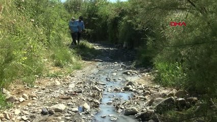 DEDEKTİF GİBİ İZ SÜREREK, KOKUNUN KAYNAĞINI BULDULAR