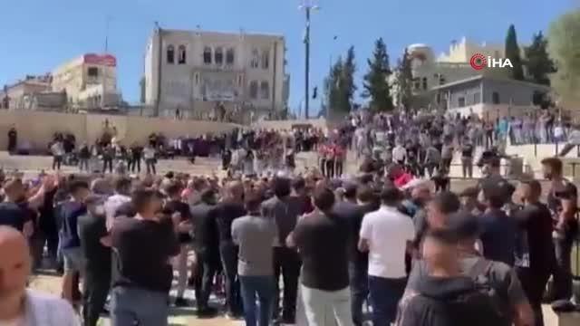 İsrail güçlerinden Filistinlilere Şam Kapısı'nda plastik mermili müdahale