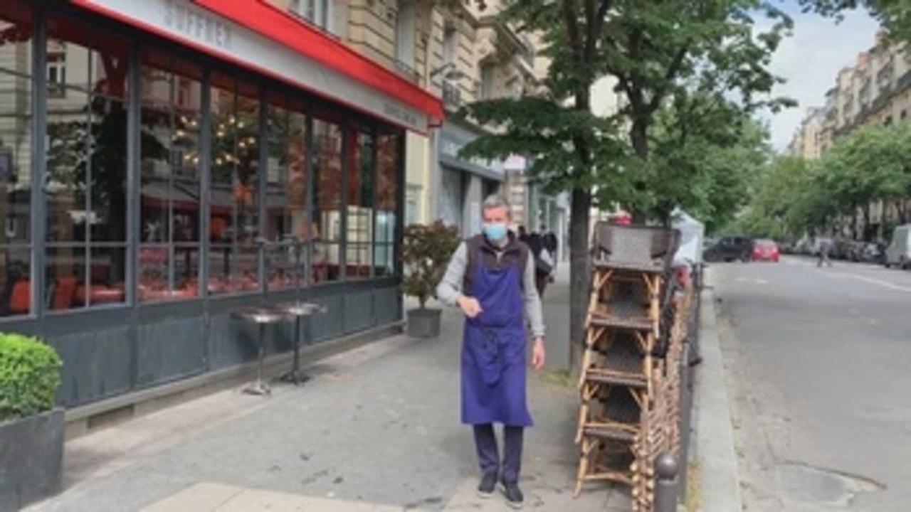 Francia reabre mañana terrazas, museos y cines y relaja el toque de queda