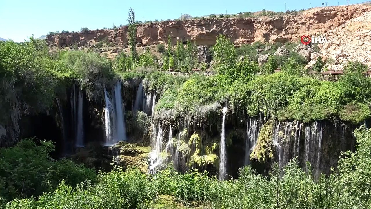 Doğa harikası Hadim Yerköprü Şelalesi tam kısıtlama sonrası ziyaretçileri bekliyor