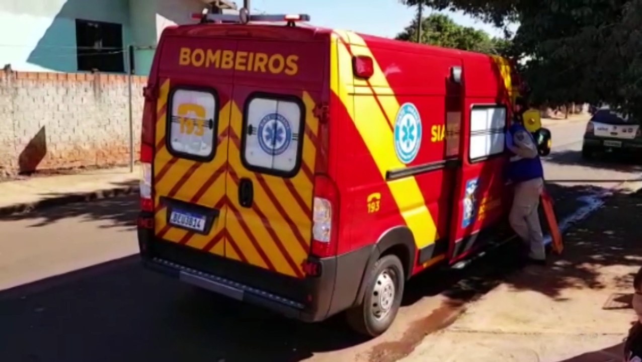 Menina de 7 anos sofre queimaduras de segundo grau ao tentar queimar fios de shorts, no Bairro Interlagos