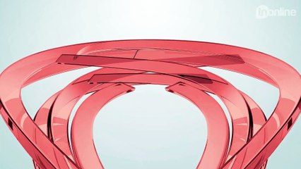 Jovem 'voa' de escadaria e cai durante perseguição policial