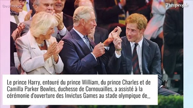 Le prince Charles rancunier ? Il remplace des photos de Harry par celles de William
