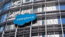 Jim Cramer Says Salesforce Is Bellwether of Cloud Stocks