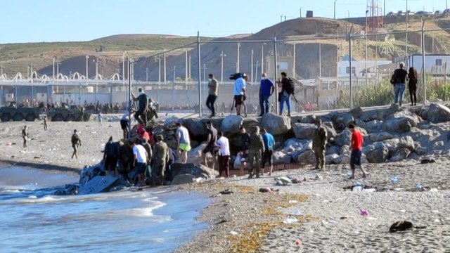 CEUTA - İspanya, Fas'tan gelen 6 bin düzensiz göçmenden 2 bin 700'ünü geri gönderdi (2)