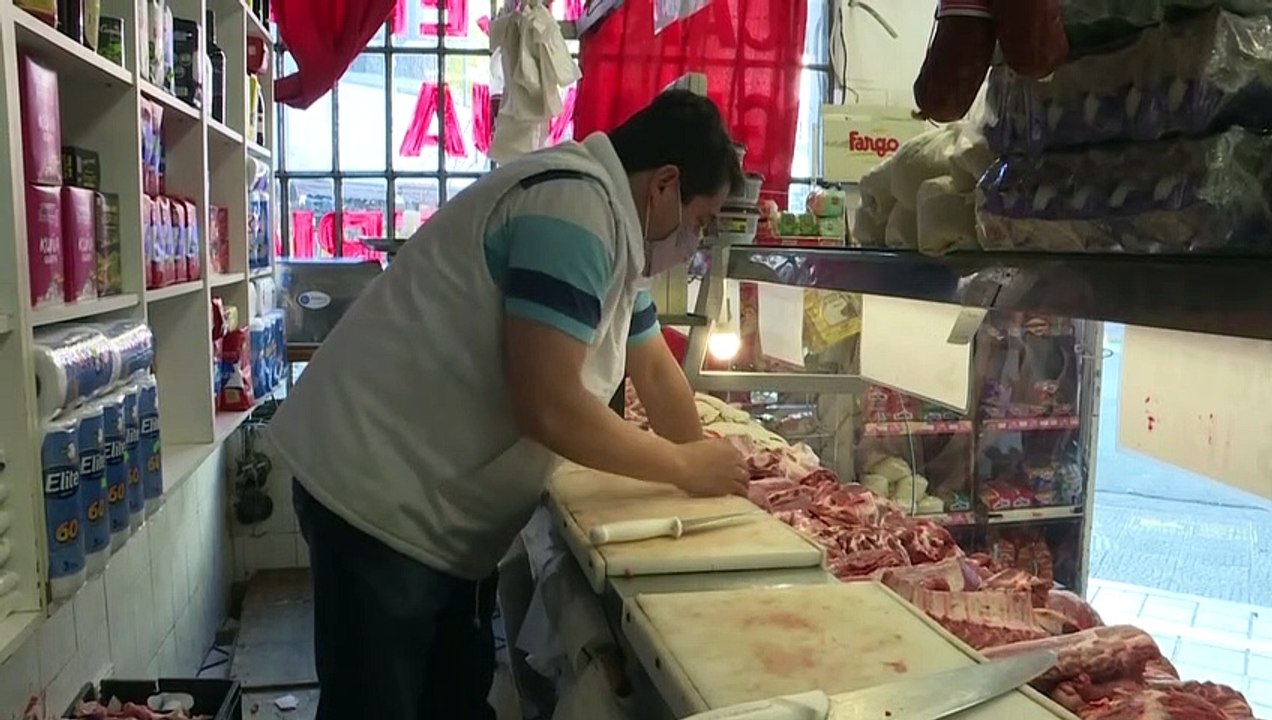 Cese de exportación de carne desata choque entre gobierno y productores en Argentina