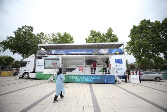 Doğu Karadeniz Kalkınma Ajansının Karadeniz hazineleri tırı Sakarya'ya geldi