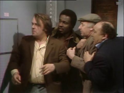 Love Thy Neighbour (1972) S03E05 - The Lift - Rudolph Walker / Kate Williams / Jack Smethurst / Nina Baden-Semper