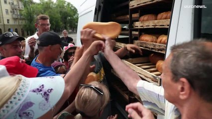 Conquise par les Russes, la ville dévastée de Marioupol entame sa nouvelle vie