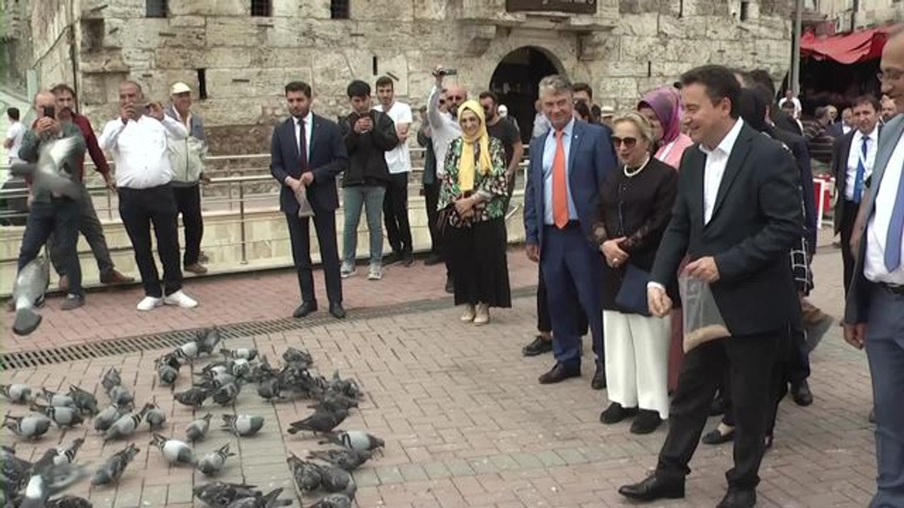 Babacan'ın Bolu'da Dinlediği Vatandaş: Bir Ayda 620 Lira Doğal Gaz Nasıl Geliyor? Hani Karadeniz'de Doğal Gaz Vardı? Ne Zaman Ucuzlayacak?"