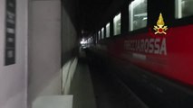 Roma, incidente treno Alta Velocita': l'evacuazione dei passeggeri dai vagoni