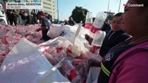 بدون تعليق: عمال إعادة تدوير النفايات يحتجون أمام مقر شركة 