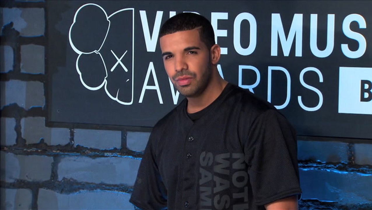 Drake Casually Knocks BackTequila Shot With Fans In Detroit & The Internet Reacts