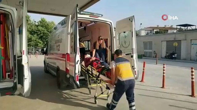 Otomobil ile çarpışan motosiklet sürücüsü yaralandı