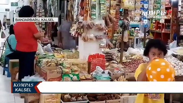 Subsidi Minyak Goreng Curah Dicabut, Pedagang di Banjarbaru Masih Jual Stok Lama Seharga Rp.16.000