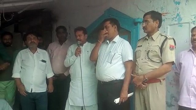 नहीं लगा चोरी का सुराग, आश्वासन पर धरना हुआ खत्म, खुले बाजार