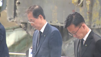 한 총리, 제2연평해전 전적비 참배...정홍원 이후 9년만 / YTN