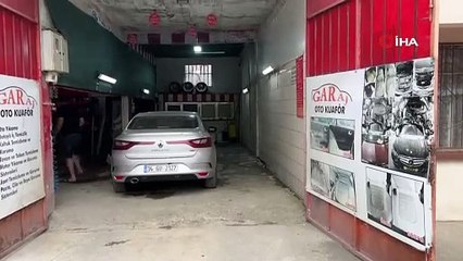 Toz taşınımı sebebiyle çamur yağdı, oto yıkamacılar en hareketli günlerinden birini yaşadı