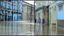 Uragano Agatha si abbatte sull'Avana: migliaia senza corrente