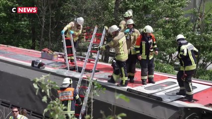Un train déraille dans le sud de l'Allemagne, au moins 4 morts