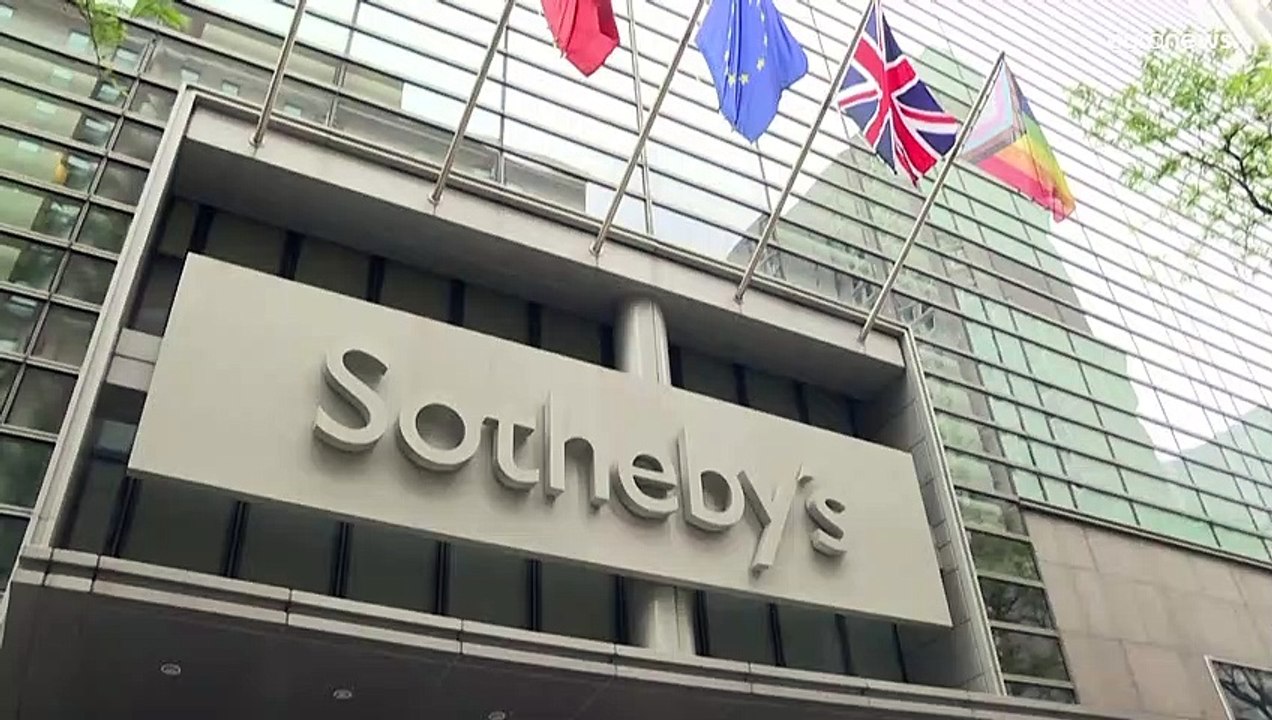 Kritik der Zensur: 'Report der Magd' als unbrennbares Buch