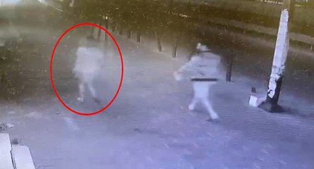 Kavga eden çifti görüntüleyince ortalık karıştı!