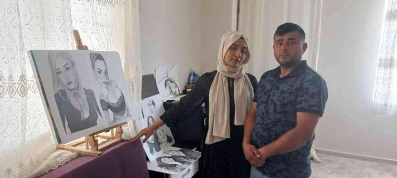 Mardinli ev hanımı hobi olarak başladığı resim sanatını ticarete döktü