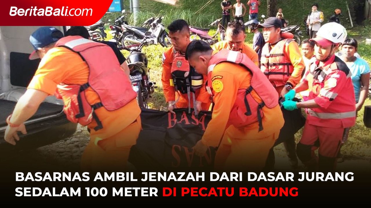 Basarnas Ambil Jenazah dari Dasar Jurang Sedalam 100 Meter di Pecatu Badung