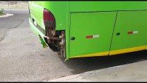 Montana e ônibus se envolvem em colisão no São Cristóvão em Cascavel