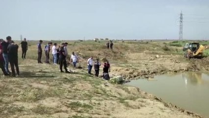 Serinlemek için gölete giren çocuk boğuldu