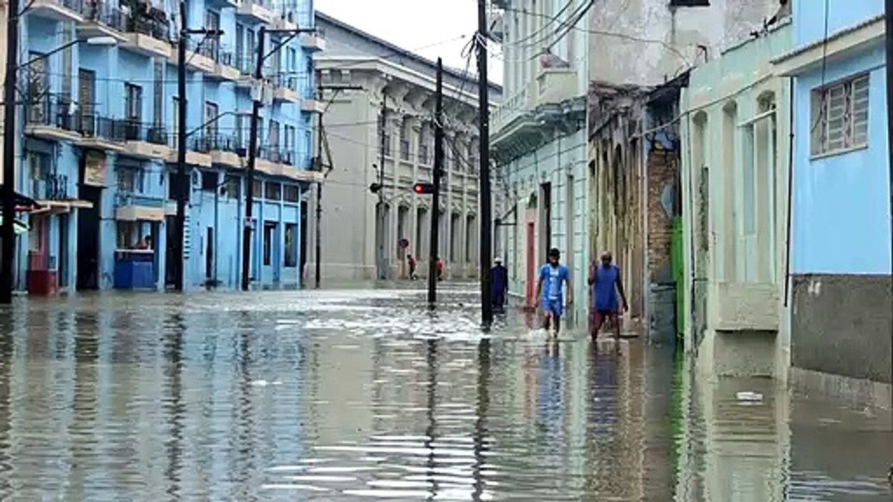 ثلاثة قتلى على الأقل في أمطار غزيرة مرتبطة بالإعصار آغاثا في كوبا
