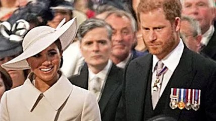 Harry spotted staring daggers as thunderous Duke fumes after mixed reception from UK crowd