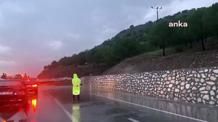 Burdur'da sağanak yağış nedeniyle 30 evi su bastı: 1 ölü, 3 yaralı