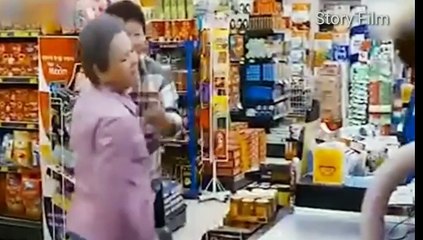 Nenek-nenek Merampok