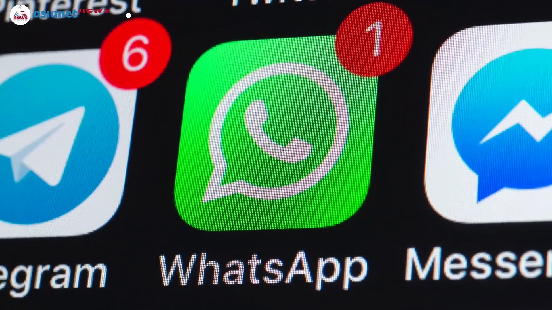 തെരഞ്ഞെടുപ്പ്കാലത്ത് വാട്സ്ആപ്പും മാറിപ്പോയി!