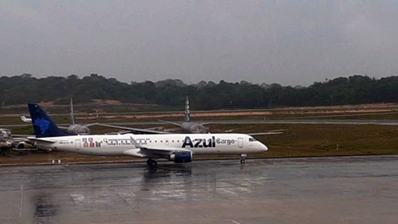Planespotting no Aeroporto Internacional de Manaus em 04/06/2022