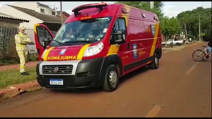 HRV colide em poste e Siate é acionado, no Santa Felicidade