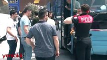 Kaçak göçmen operasyonunda ilginç anlar! 'Hastayım' dedi gerçek ambulansta ortaya çıktı