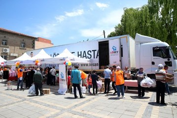 LÖSEV'in "İyilik Tırı" Kayseri'de