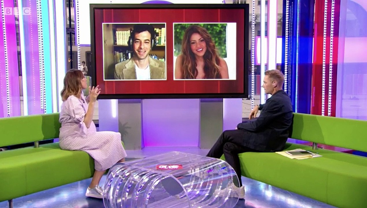 Shakira announces split from partner of 11 years and Barcelona defender Gerard Piqué