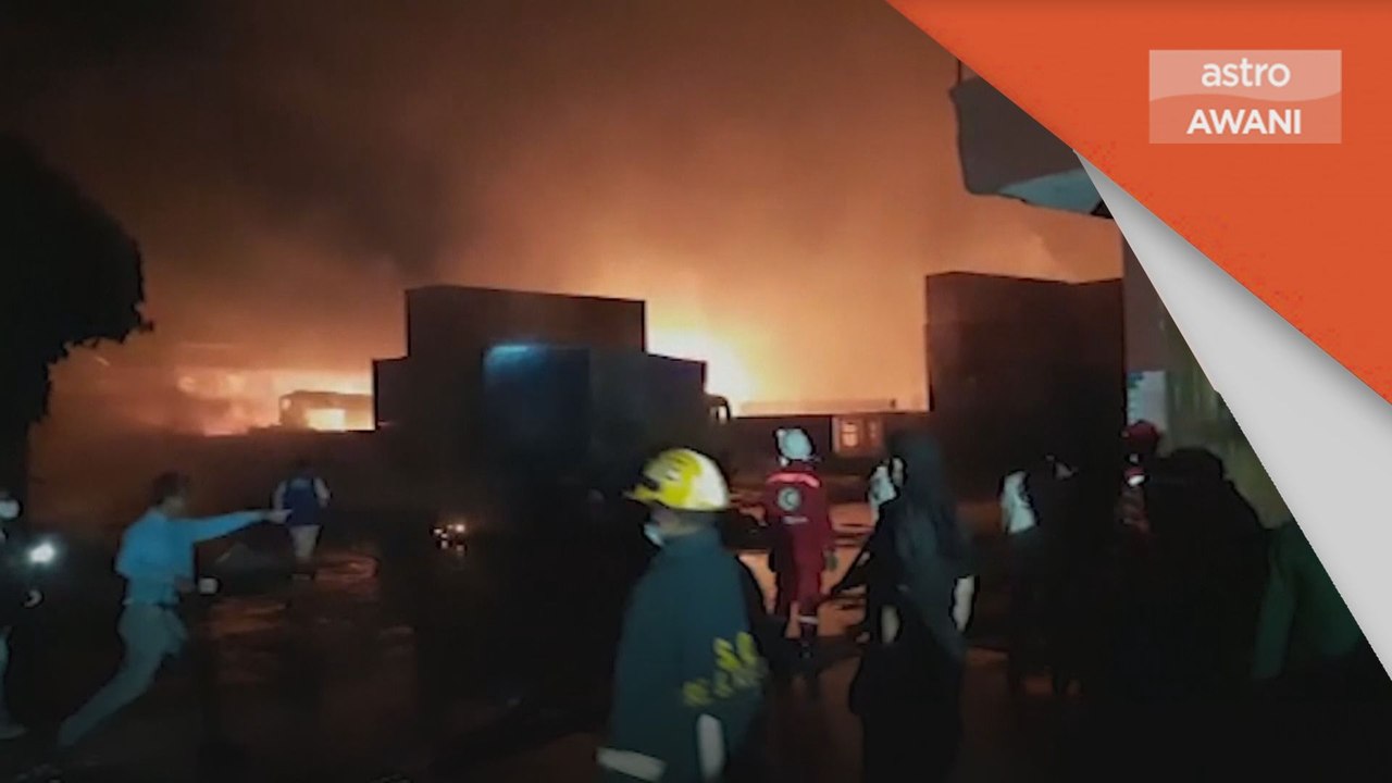 Kebakaran | Hampir 40 maut dalam kebakaran depoh kontena di Bangladesh