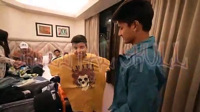 SkeletOn Roasting | Sourav Joshi Vlogs | Piyush Joshi Gaming | SkeLetaL SkuLL | Skeleton Meme | sourav joshi memes sourav joshi skeleton meme