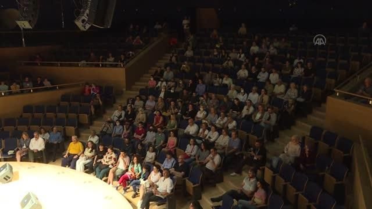 Kanun, ney ve piyano üçlüsü "Tanini Trio" müzikseverlerle buluştu